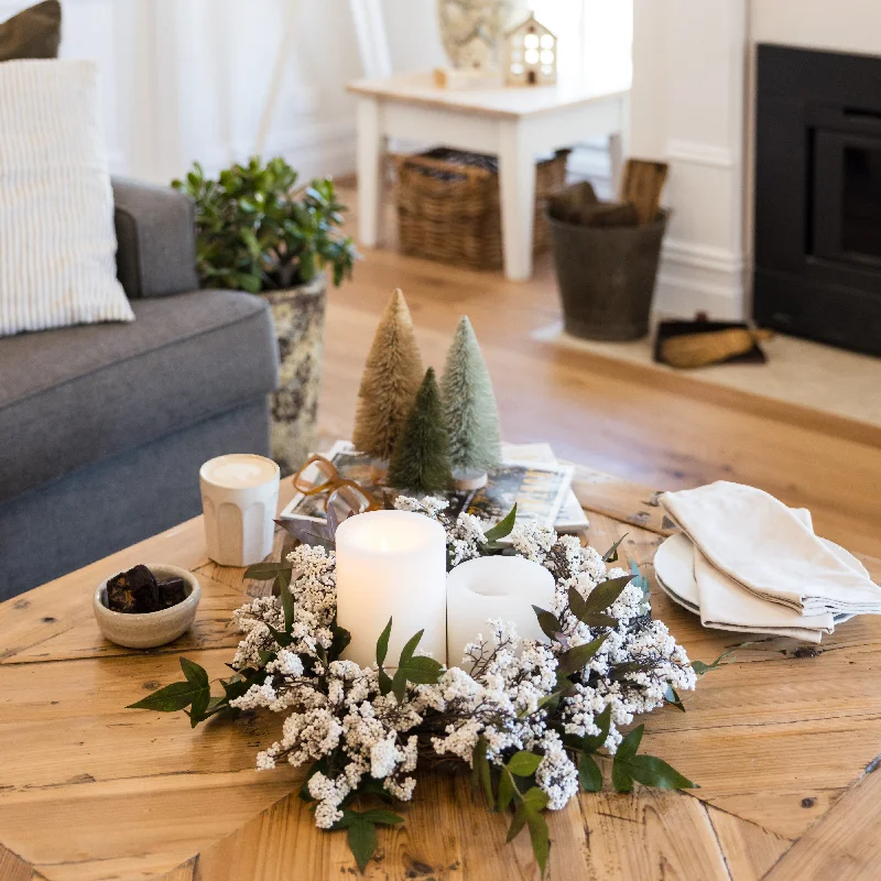 Beautiful Berry Christmas Wreath