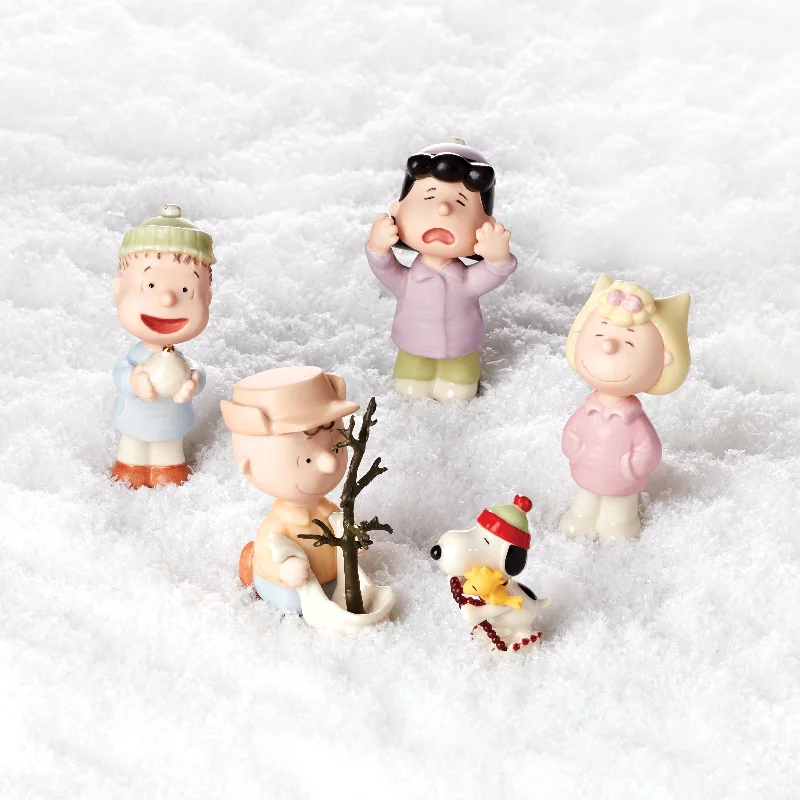 Peanuts "A Charlie Brown Christmas" Figurine Set