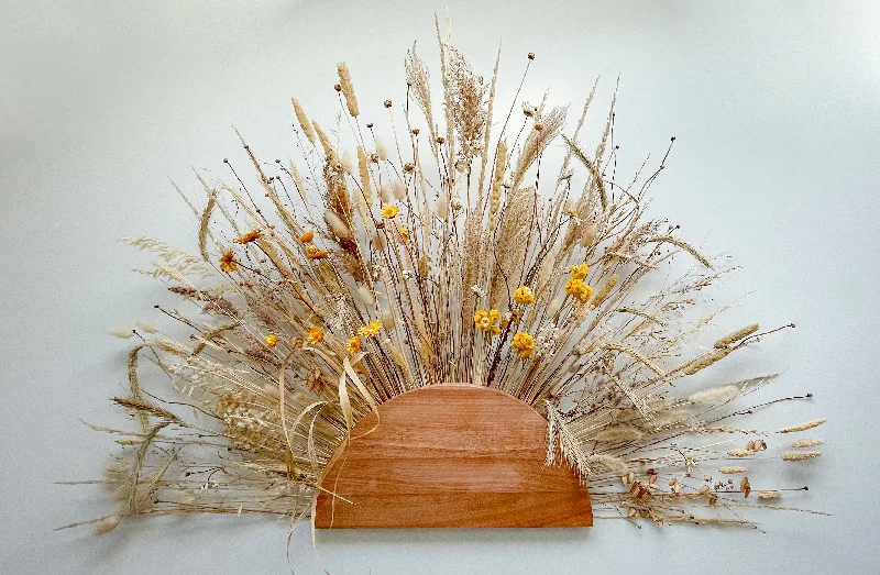 Dried Flower Wall Fan