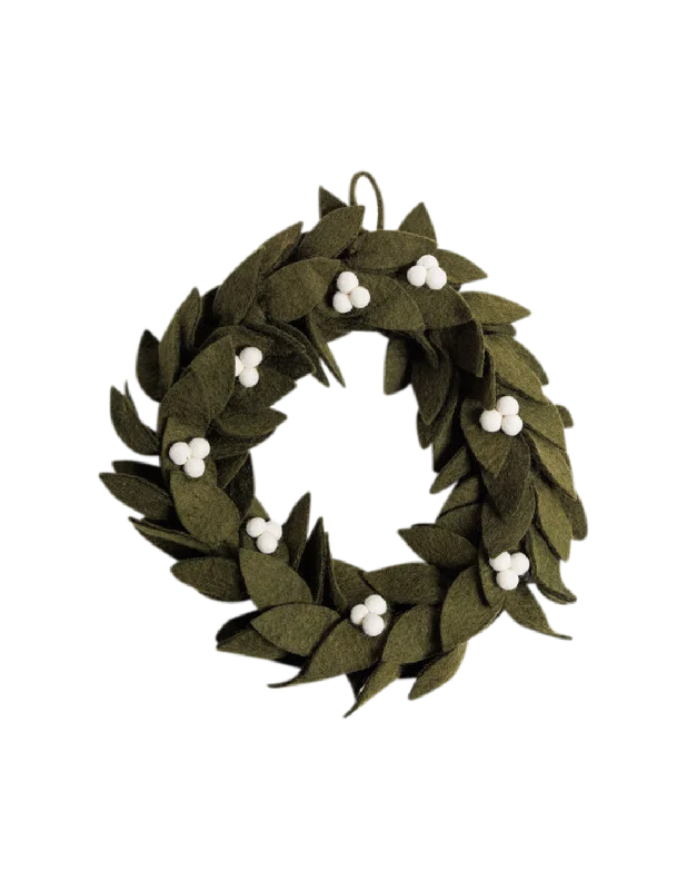 Felt Mistletoe Wreath