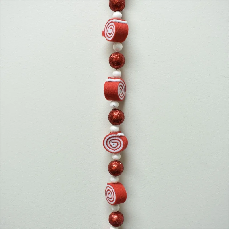 Swirl Candy Cake Ball Garland 60" in Red/White | QD